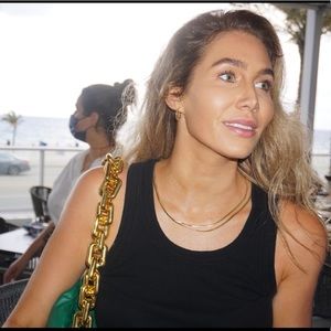 Meet your Posher, Bianca